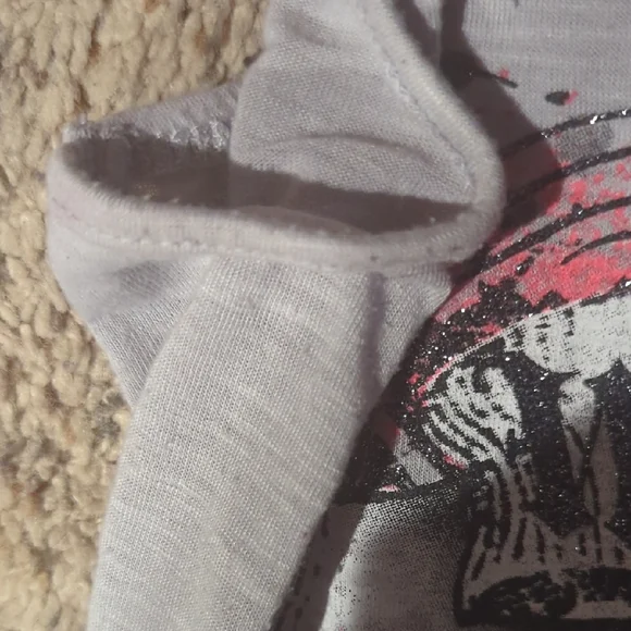 Women's Gray Graphic Tank Top - Picture 10 of 11